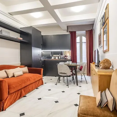 Stylish Spanish Steps Retreat Rome Exterior photo